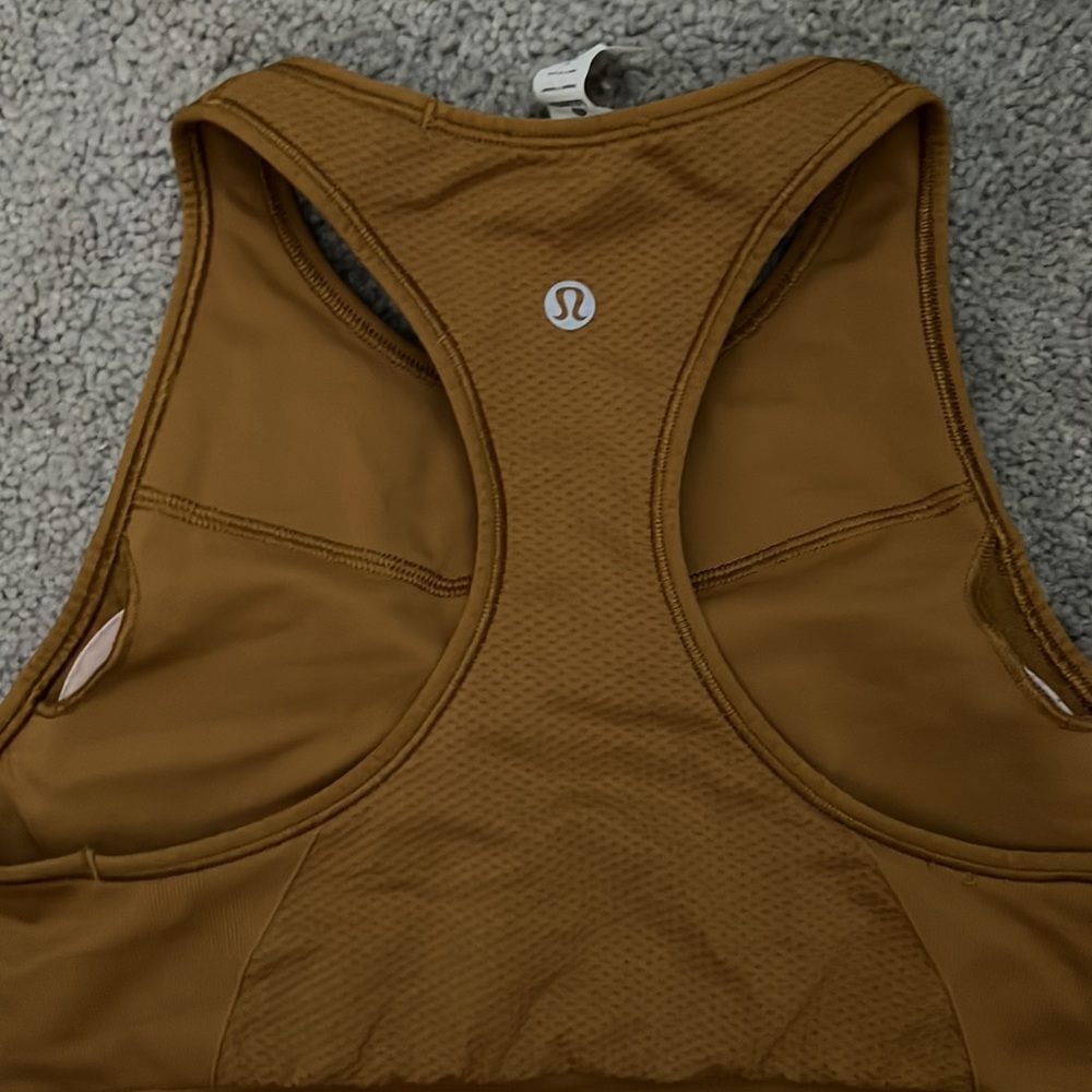 lululemon sports bra - Picture 2 of 3
